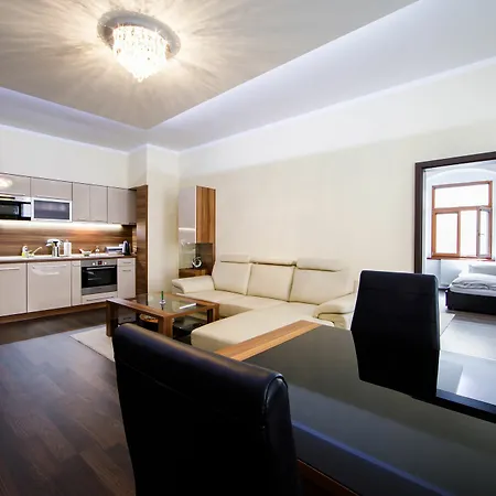 Aplend Na Vrsku Apartment